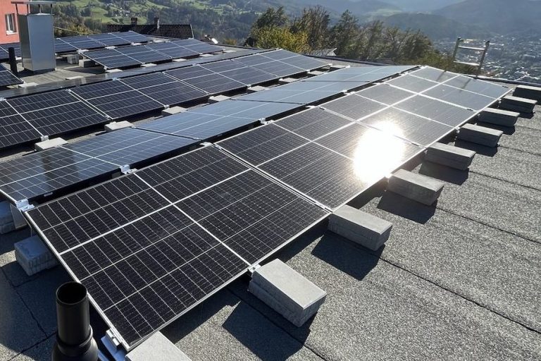 Photovoltaik auf Ein/Mehrfamilienhäusern, Flachdach